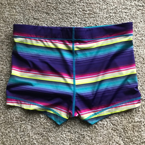 ROXY OUTDOOR 💓 RUNNING SHORTS - Picture 2 of 4